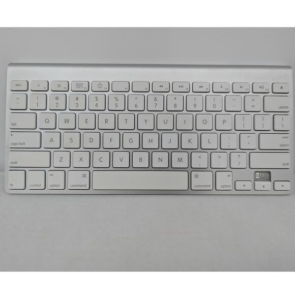 Apple Wireless Keyboard A1255 Not Working - For Parts - Picture 1 of 3